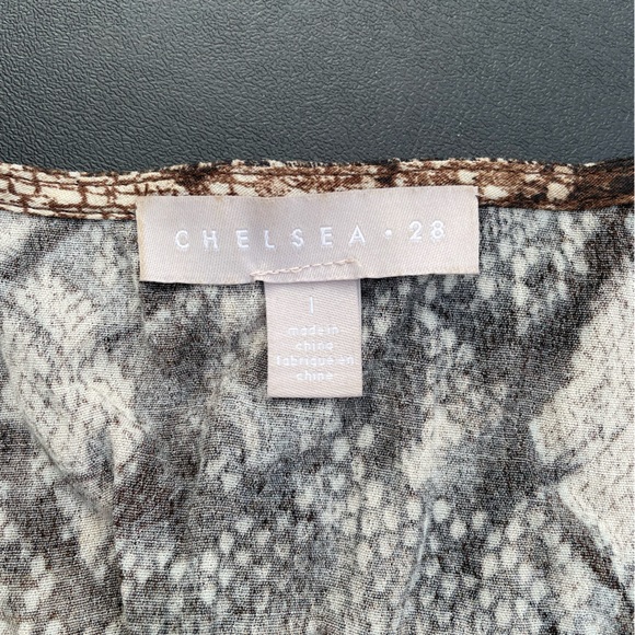 Snakeskin blouse - Picture 4 of 6